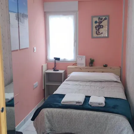 Zona Playa Y Centro Ciudad * Santender